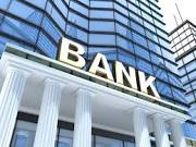Tassa su extraprofitti delle banche